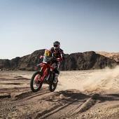 El español Schareina gana la tercera etapa en motos El español Schareina gana la tercera etapa en motos