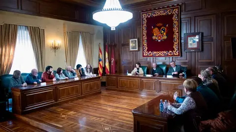 El Gobierno de Aragón reforzará su apoyo a las Bodas de Isabel REUNION BODAS DE ISABEL