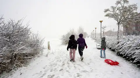 Imagen de archivo de Vitoria cubierta de nieve. Imagen de archivo de Vitoria cubierta de nieve.