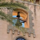 La campana del Castillo Fortaleza deja de sonar provisionalmente tras detectarse grietas en la Torre del Reloj