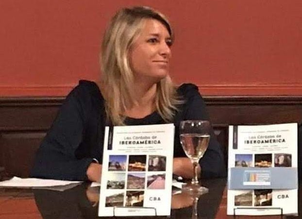 Una historia entre Córdoba y las córdovas Una historia entre Córdoba y las córdovas