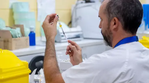 Galicia mellora a cobertura da inmunización da gripe en todos os grupos da paboación Galicia mellora a cobertura da inmunización da gripe en todos os grupos da paboación