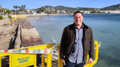 Rub&eacute;n Sousa, concejal de Playas del Ayuntamiento de Ibiza en Talamanca