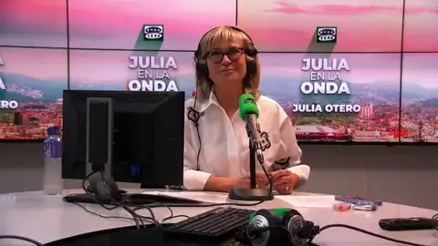 Julia Otero: "Donald Trump, el loco guiando a los ciegos, el mono con la pistola más grande que hace lo que quiere porque puede" Julia Otero: "Donald Trump, el loco guiando a los ciegos, el mono con la pistola más grande que hace lo que quiere porque puede"