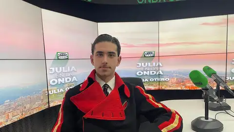 Mario Vidal, el sastre más joven de España Mario Vidal, el sastre más joven de España