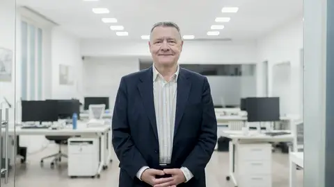 El economista y exministro de Administraciones Públicas de España Jordi Sevilla, posa para Europa Press, a 18 de diciembre de 2025, en Madrid (España). El economista y exministro de Administraciones Públicas de España Jordi Sevilla, posa para Europa Press, a 18 de diciembre de 2025, en Madrid (España).