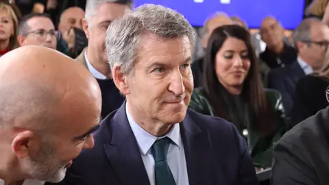 Feijóo: "Sánchez ha convertido a Junquera en Ministro de Hacienda" Feijóo: "Sánchez ha convertido a Junquera en Ministro de Hacienda"