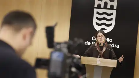 O Concello sorteará dez entradas dobres para vivir a gala dos Premios Feroz dende dentro A concelleira , Anabel Gulías durante a rolda de prensa