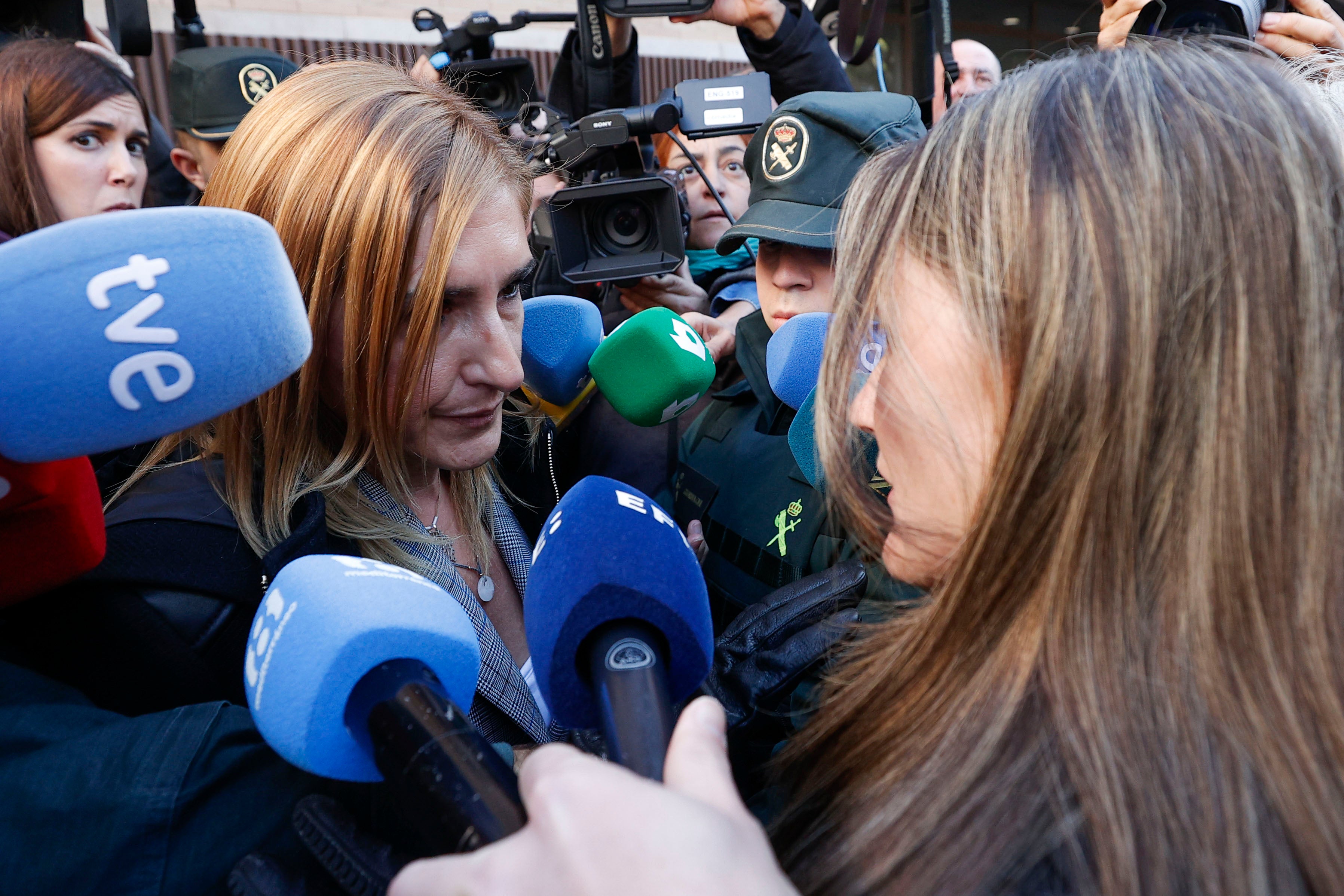 La exconsellera Pradas asegura a las víctimas de la DANA que está diciendo la verdad en sede judicial La exconsellera Pradas asegura a las víctimas de la DANA que está diciendo la verdad en sede judicial