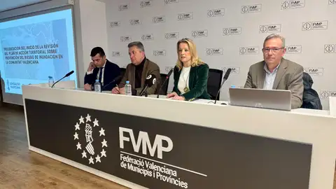 Vicente Martínez Mus ante la Federación Valenciana de Municipios y Provincias Vicente Martínez Mus ante la Federación Valenciana de Municipios y Provincias