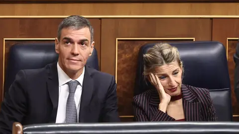 El presidente del Gobierno, Pedro Sánchez, y la vicepresidenta segunda y ministra de Trabajo y Economía Social, Yolanda Díaz, El presidente del Gobierno, Pedro Sánchez, y la vicepresidenta segunda y ministra de Trabajo y Economía Social, Yolanda Díaz/ Eduardo Parra / Europa Press