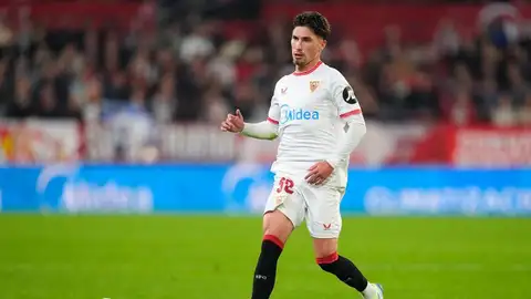 Carmona culpa a la prensa de las críticas de su afición Carmona culpa a la prensa de las críticas de su afición