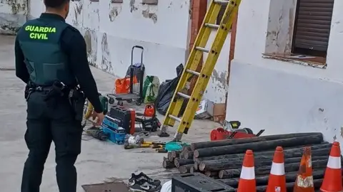 Tres detenidos en Nules por el robo de cableado de cobre Tres detenidos en Nules por el robo de cableado de cobre