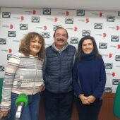 Elena Yarios (apafes), Ángel Pérez (asesor plataforma) y Mamen Morales (Acrear)