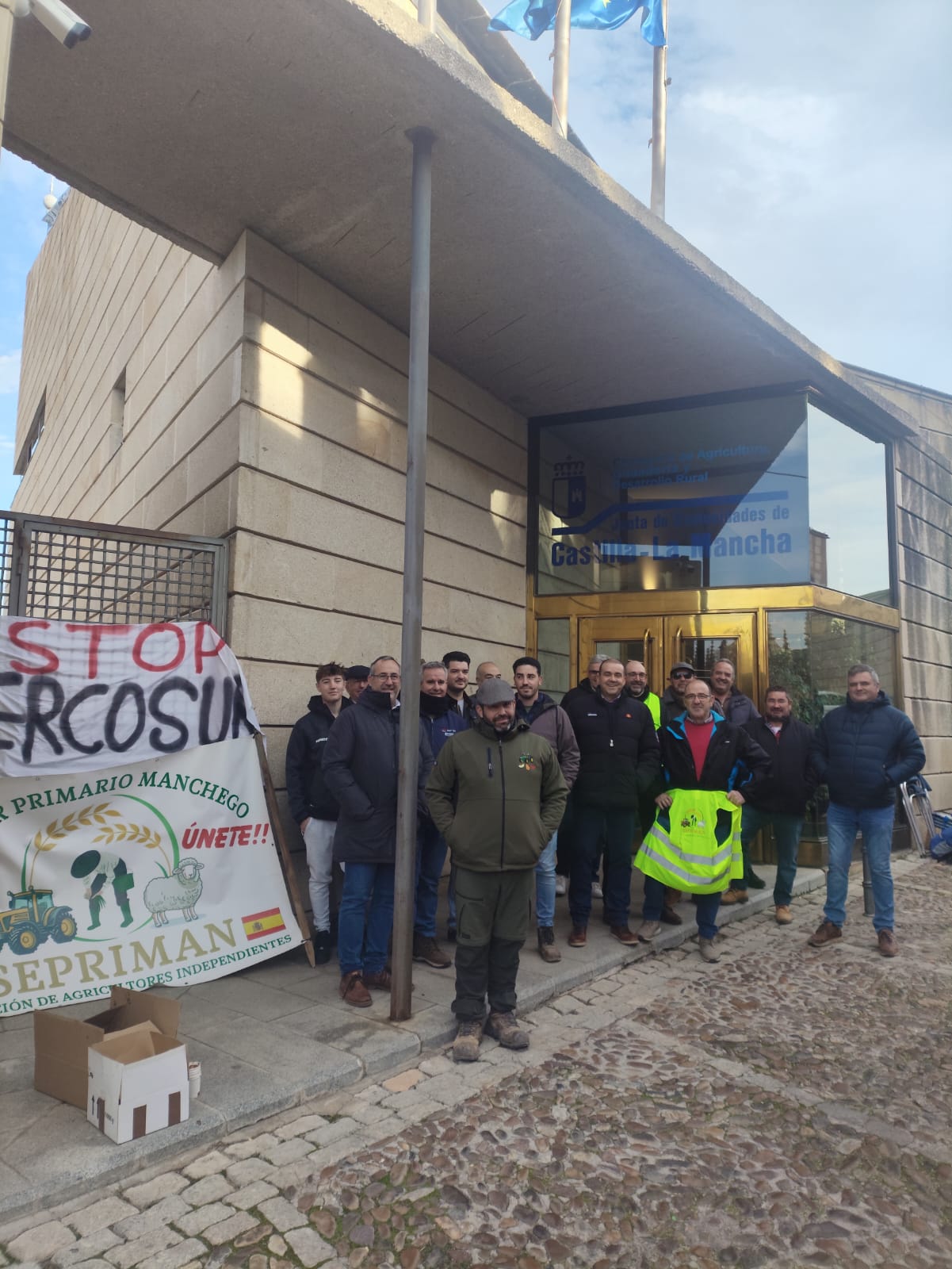 SEPRIMAN "protesta" en Toledo contra la firma del acuerdo UE-Mercosur SEPRIMAN "protesta" en Toledo contra la firma del acuerdo UE-Mercosur