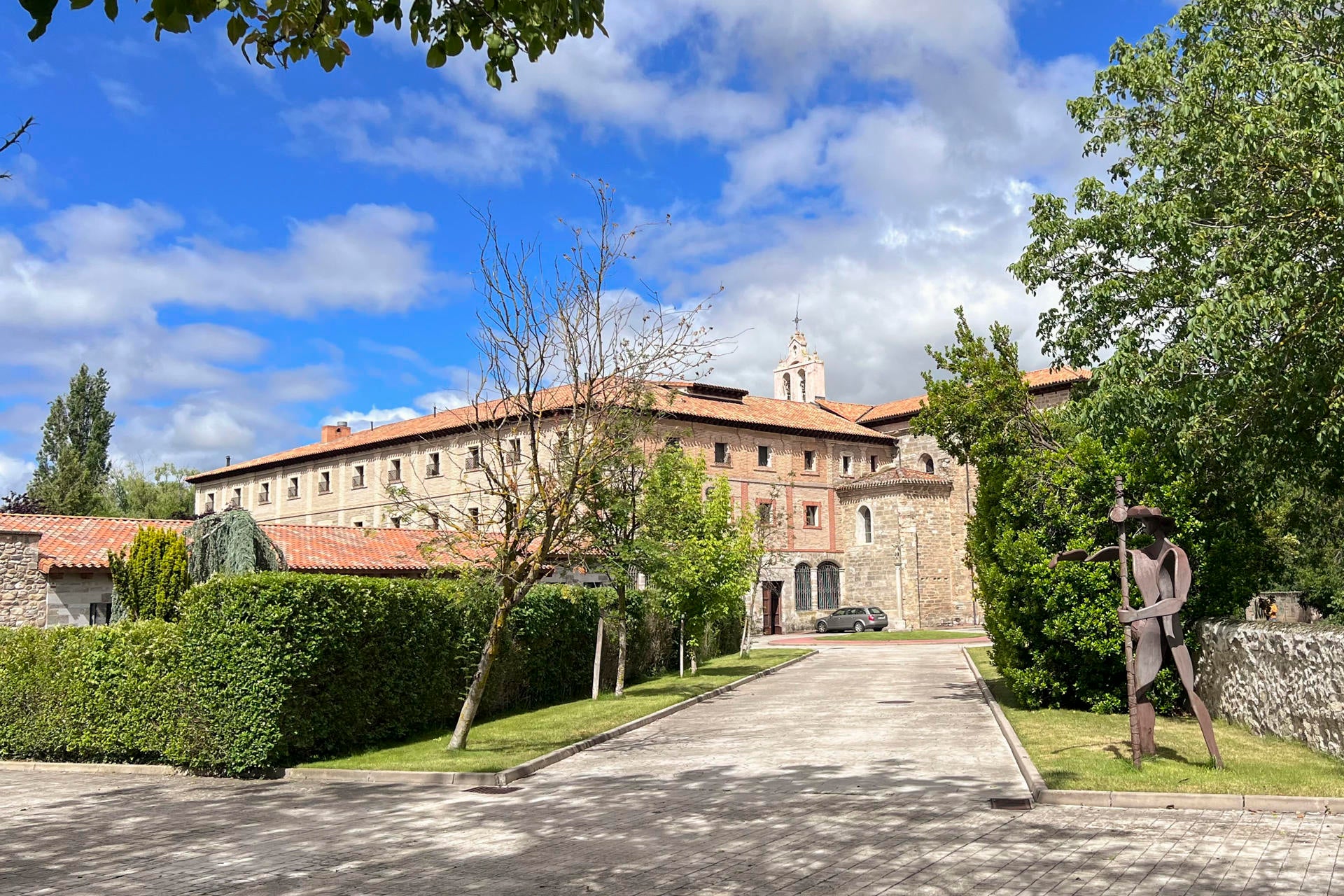 Fachada del convento de Belorado. Fachada del convento de Belorado.