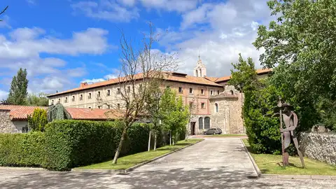 Fachada del convento de Belorado. Fachada del convento de Belorado.