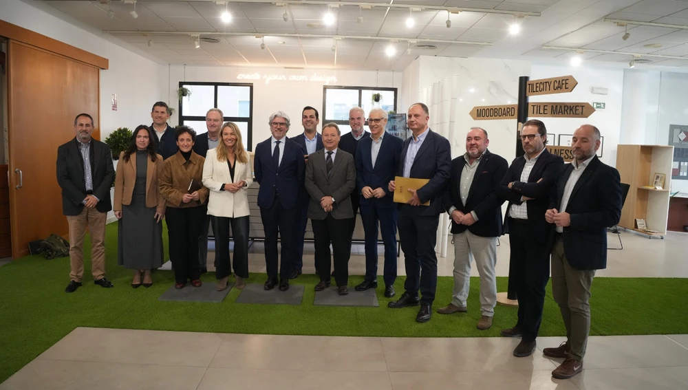 El secretario autonómico de Industria se reúne con Ascer para analizar la situación de la cogeneración y la propuesta de recorte de los derechos gratuitos de emisión El secretario autonómico de Industria se reúne con Ascer para analizar la situación de la cogeneración y la propuesta de recorte de los derechos gratuitos de emisión