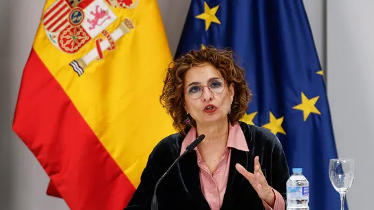 La vicepresidenta primera del Gobierno y ministra de Hacienda, María Jesús Montero, durante la rueda de prensa La vicepresidenta primera del Gobierno y ministra de Hacienda, María Jesús Montero, durante la rueda de prensa