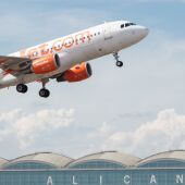 El turismo se consolida en la Marina Baixa mientras el aeropuerto de Alicante roza los 20 millones de pasajeros