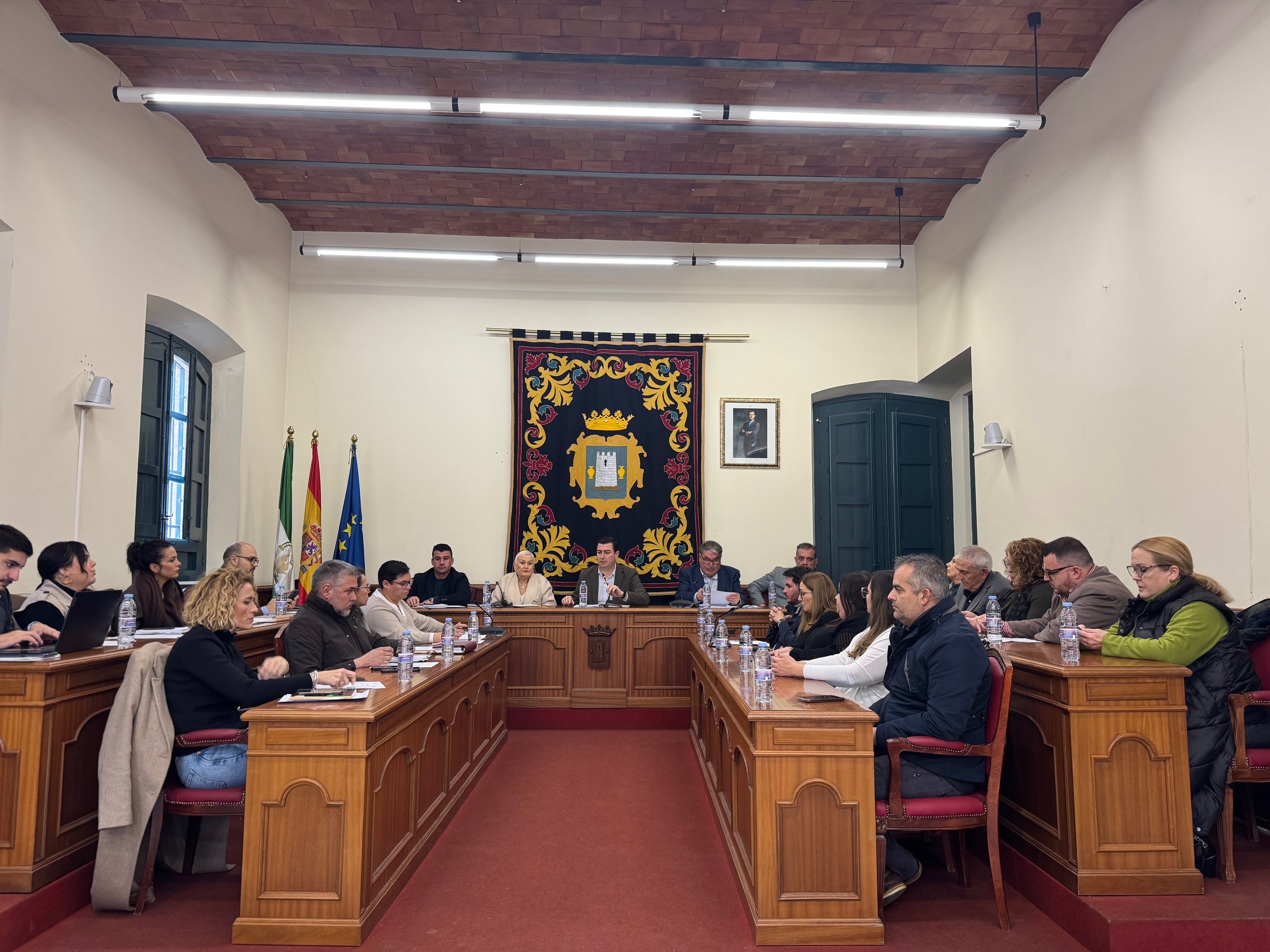 Níjar aprueba una moción de apoyo al sector del tomate frente al acuerdo con Marruecos Níjar aprueba una moción de apoyo al sector del tomate frente al acuerdo con Marruecos