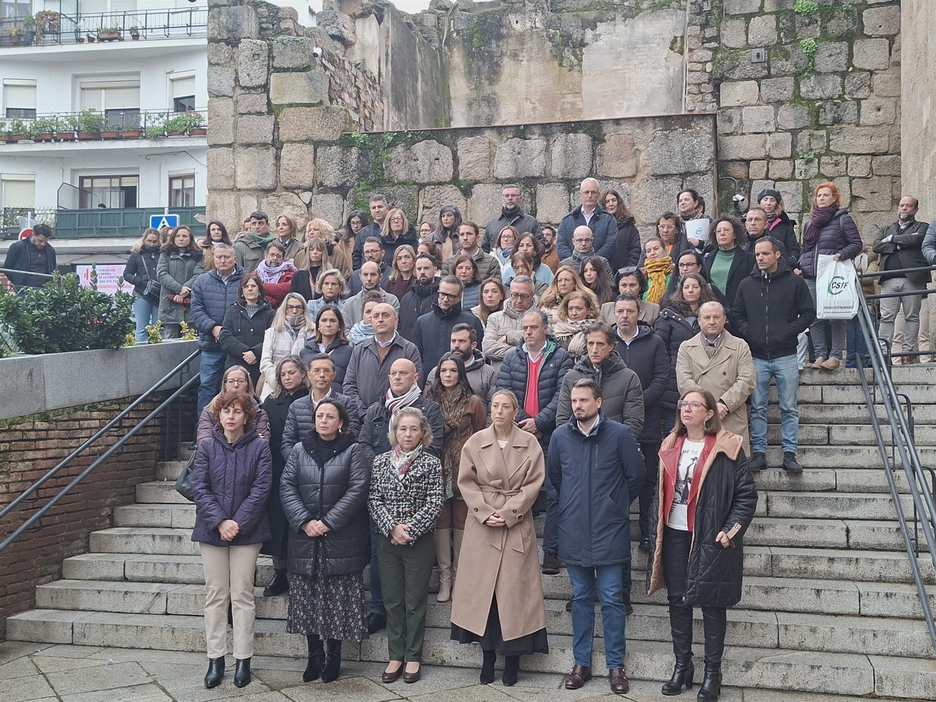 Ara Sánchez confía "plenamente" en que "no va a haber retroceso en derechos" en la negociación con Vox en Extremadura Ara Sánchez confía "plenamente" en que "no va a haber retroceso en derechos" en la negociación con Vox en Extremadura