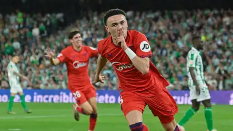 Fotografía de Raúl Caro, en la que puede verse en una imagen de archivo del 30 de marzo de 2025 al centrocampista suizo de Sevilla Rubén Vargas, durante un partido. Fotografía de Raúl Caro, en la que puede verse en una imagen de archivo del 30 de marzo de 2025 al centrocampista suizo de Sevilla Rubén Vargas, durante un partido.