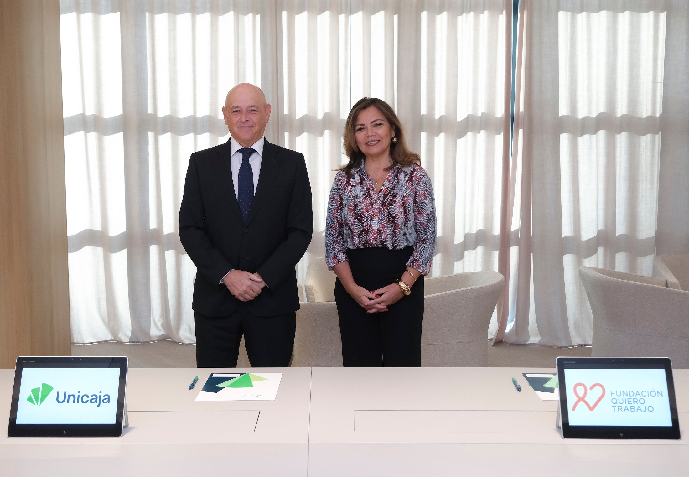 Unicaja se alía con la Fundación Quiero Trabajo para impulsar la inserción laboral de mujeres en situación de desempleo Unicaja se alía con la Fundación Quiero Trabajo para impulsar la inserción laboral de mujeres en situación de desempleo