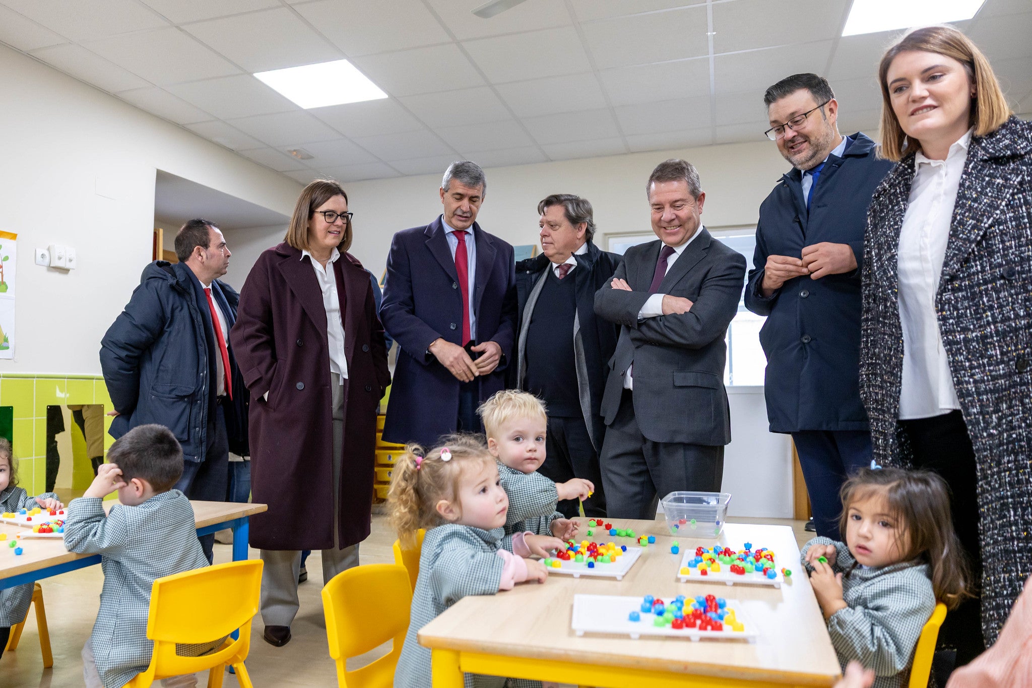 García-Page inaugura 'Los Cotos' en Cobisa, nueva escuela infantil García-Page inaugura 'Los Cotos' en Cobisa, nueva escuela infantil