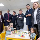 García-Page inaugura 'Los Cotos' en Cobisa, nueva escuela infantil García-Page inaugura 'Los Cotos' en Cobisa, nueva escuela infantil