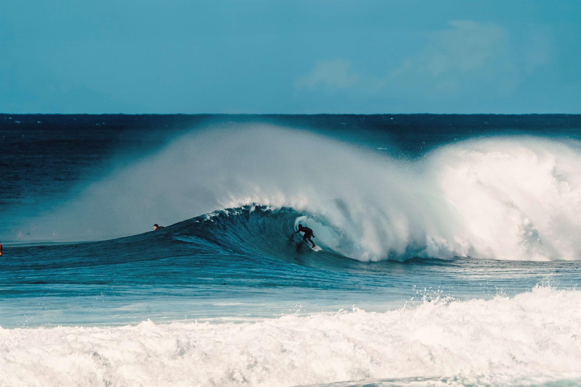 El Centro Botín organiza un encuentro con surfistas para conocer cómo se vive "dentro de una ola" El Centro Botín organiza un encuentro con surfistas para conocer cómo se vive "dentro de una ola"