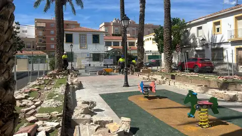 Imagen de archivo del desarrollo de las obras en el Jardín Nieves Berenguer. Imagen de archivo del desarrollo de las obras en el Jardín Nieves Berenguer.