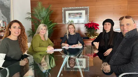 Finestrat y ASEFI renuevan convenio de colaboración Finestrat y ASEFI renuevan convenio de colaboración