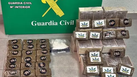 Nueve detenidos, tres a prisión, en la provincia de Badajoz por tráfico de drogas en varias actuaciones no relacionadas Nueve detenidos, tres a prisión, en la provincia de Badajoz por tráfico de drogas en varias actuaciones no relacionadas