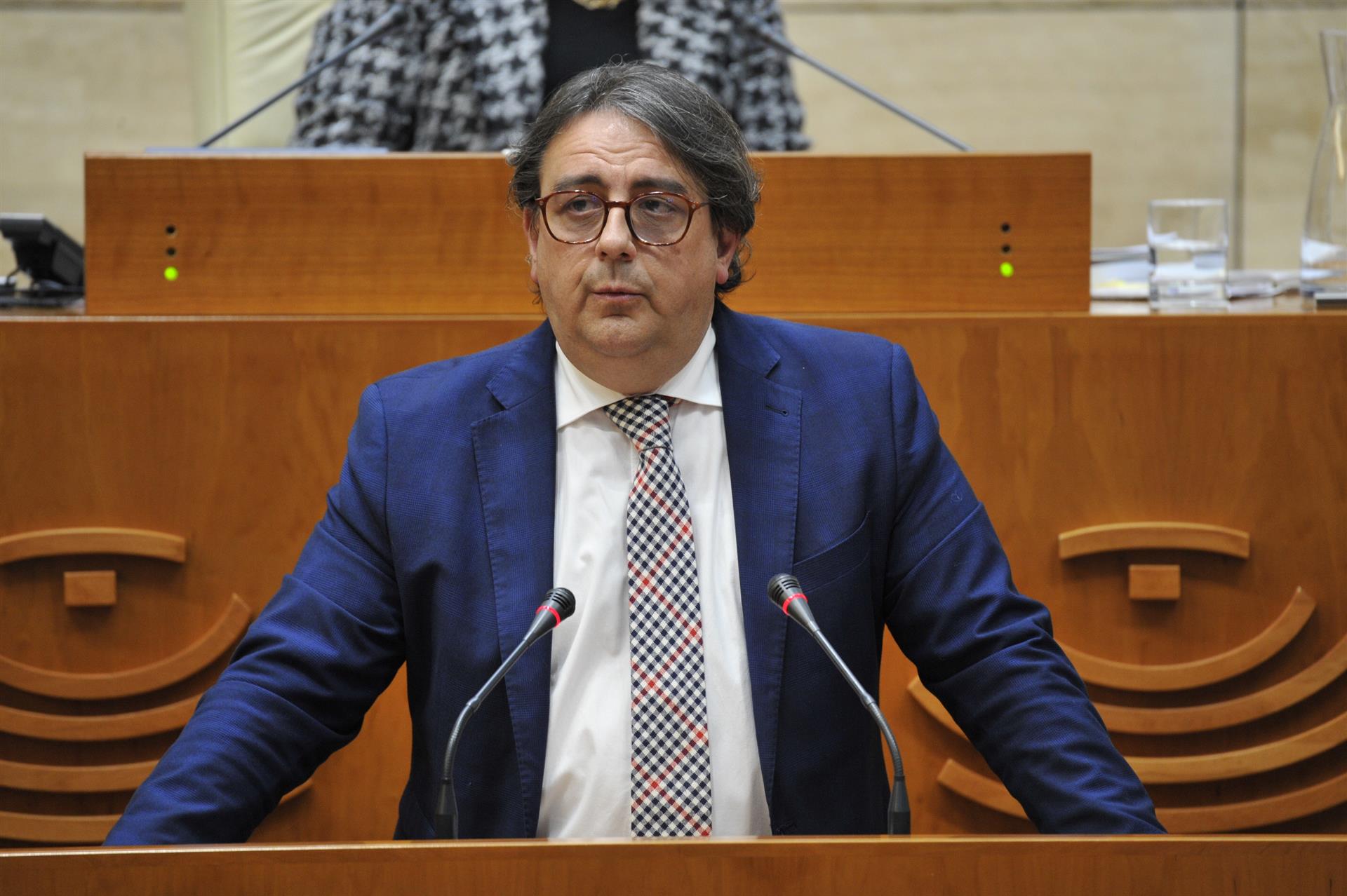 La renuncia de Gallardo a ser diputado en la Asamblea posibilita la entrada de José María Vergeles La renuncia de Gallardo a ser diputado en la Asamblea posibilita la entrada de José María Vergeles