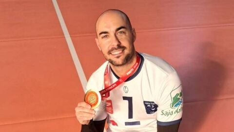 V&iacute;ctor S&aacute;nchez, jugador ibicenco de la Textil Santanderina