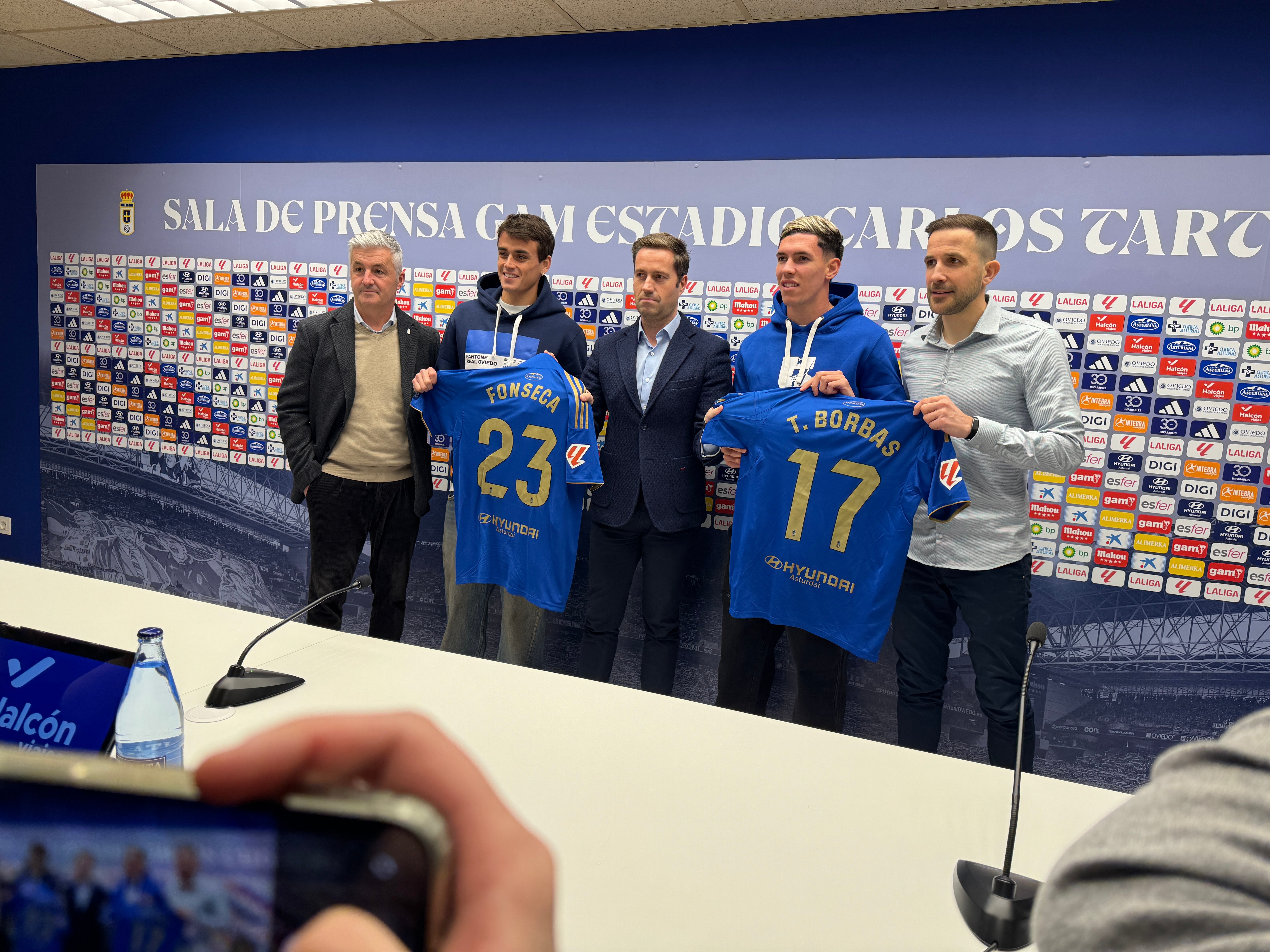 Agustín Lleida y Roberto Suárez pasan revista al club Agustín Lleida y Roberto Suárez pasan revista al club