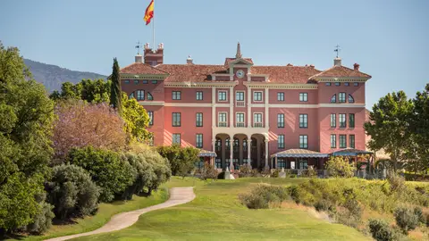 Anantara Villa Padierna presenta su propuesta para celebrar San Valentín el 13 y 14 de febrero San Valentin