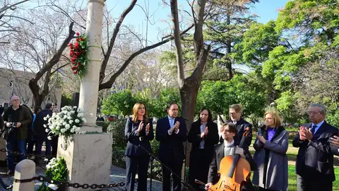 Homenaje a Manuel Broseta en València. Homenaje a Manuel Broseta en València.