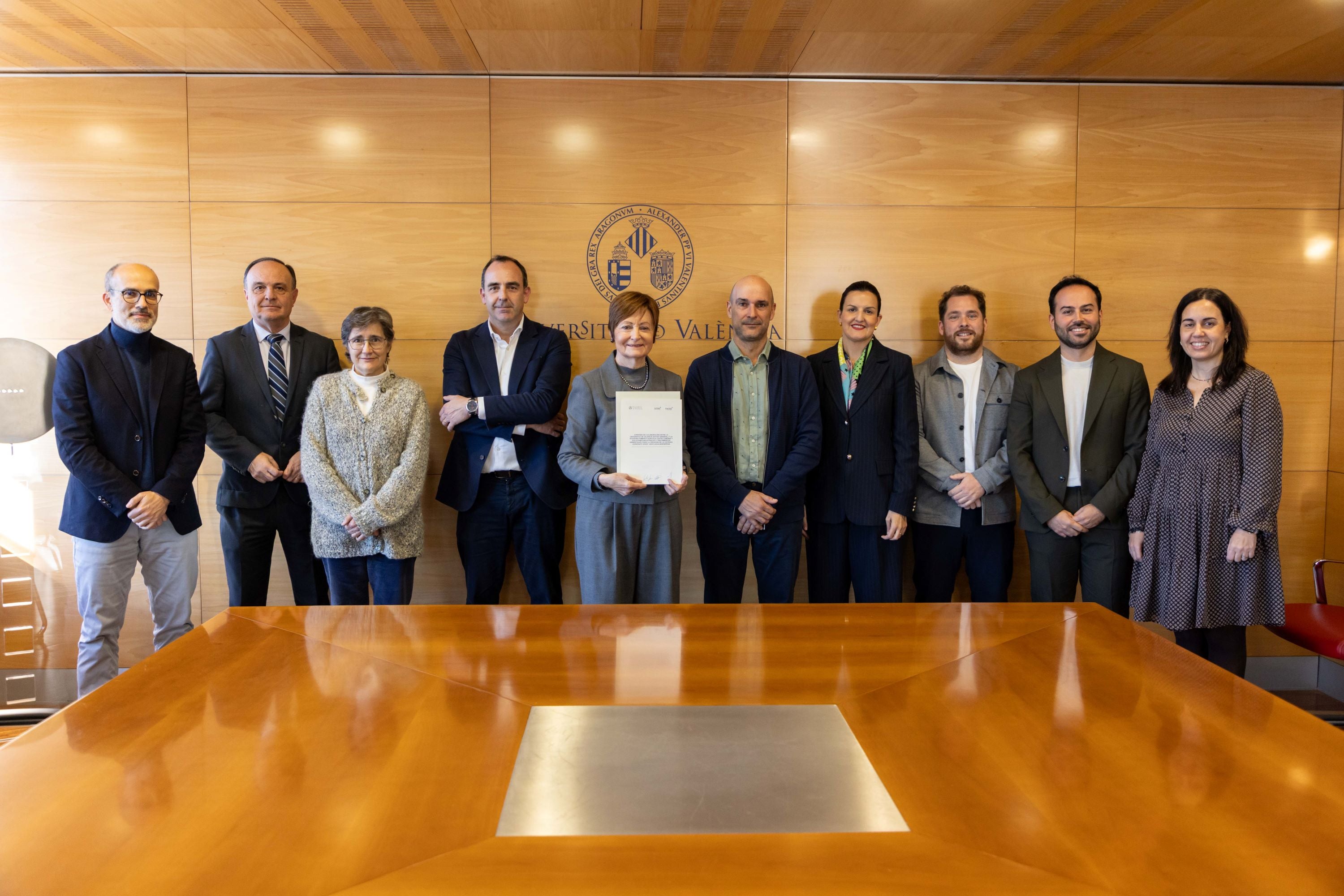 La Universitat de València impulsa la Cátedra Horizonte Verde para avanzar en la gestión sostenible del agua y la bioenergía La Universitat de València impulsa la Cátedra Horizonte Verde para avanzar en la gestión sostenible del agua y la bioenergía