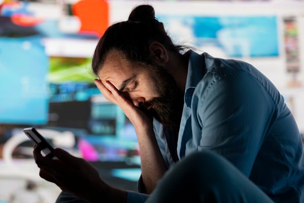 Como superar el tecnoestrés tras las vacaciones de Navidad Como superar el tecnoestrés tras las vacaciones de Navidad