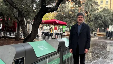Almassora refuerza su apuesta por el reciclaje con la ampliación de la red de puntos limpios de proximidad. Almassora refuerza su apuesta por el reciclaje con la ampliación de la red de puntos limpios de proximidad.