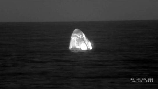 El espectacular v&iacute;deo del amerizaje de la misi&oacute;n Crew-11 de la NASA
