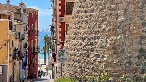 Villajoyosa apuesta por una señalización más clara y accesible Villajoyosa apuesta por una señalización más clara y accesible