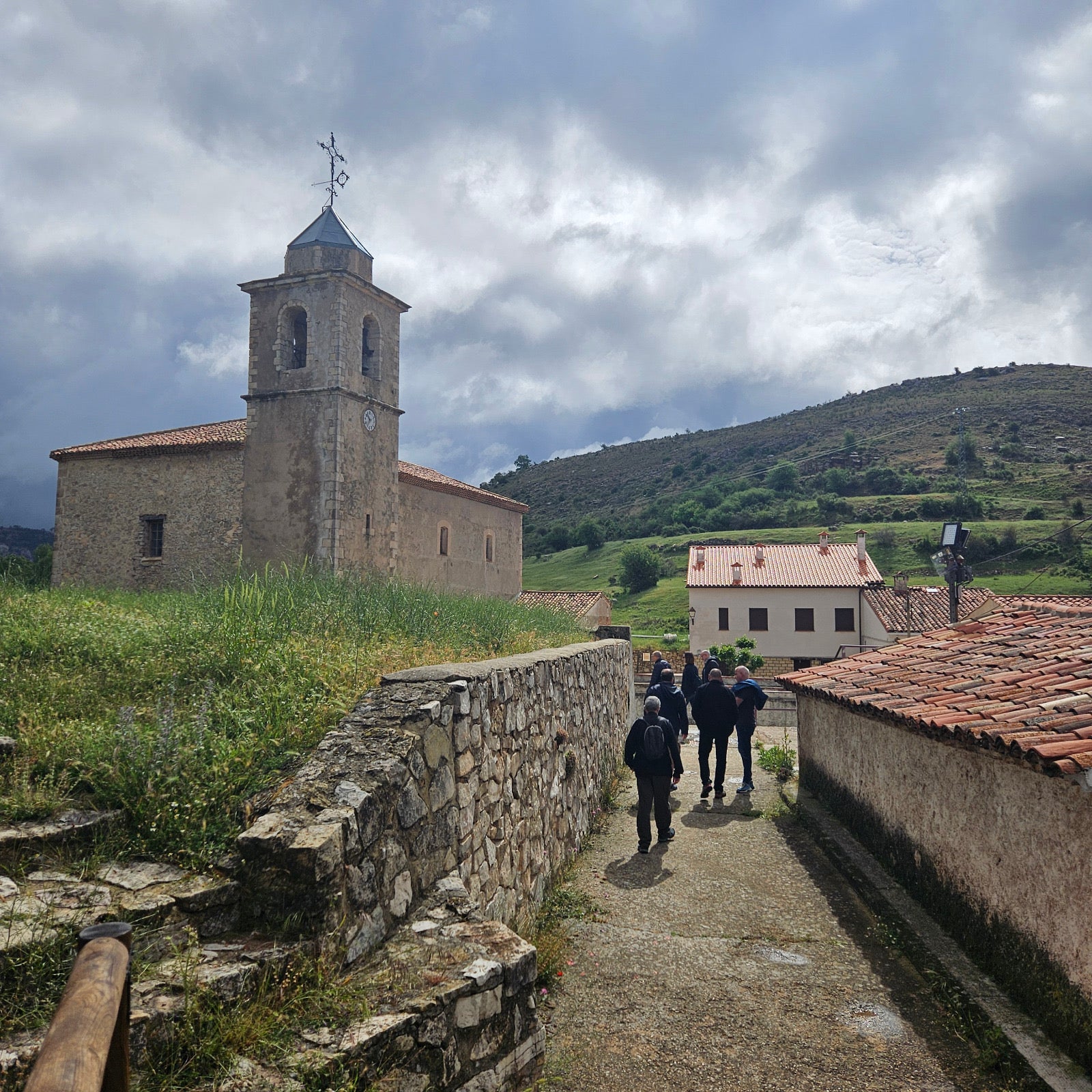 "Nos vamos pal pueblo", un proyecto que nos lleva a recorrer vidas e historias de Cuenca "Nos vamos pal pueblo", un proyecto que nos lleva a recorrer vidas e historias de Cuenca