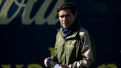 Marcelino: "Podemos dar un golpe importante en la pelea por La Champions" Marcelino: "Podemos dar un golpe importante en la pelea por La Champions"