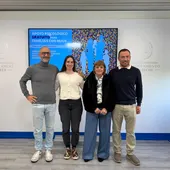 Aurora Rodil, concejala en Elche, con especialistas del servicio de Atención Psicológica del Ayuntamiento. Aurora Rodil, concejala en Elche, con especialistas del servicio de Atención Psicológica del Ayuntamiento.