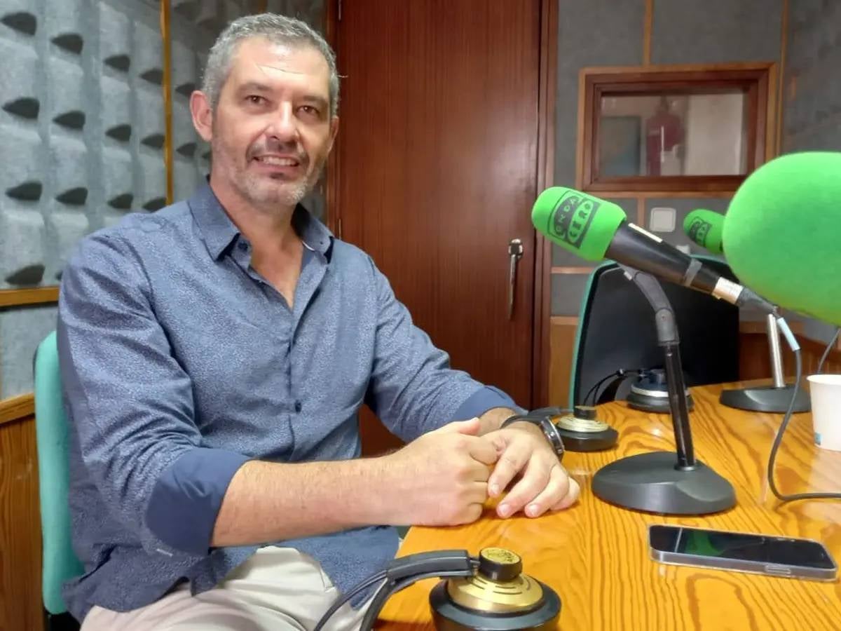 Juanmi Costa: “La clave es encontrar un turismo que cuide a la isla como un residente más” Juanmi Costa: “La clave es encontrar un turismo que cuide a la isla como un residente más”