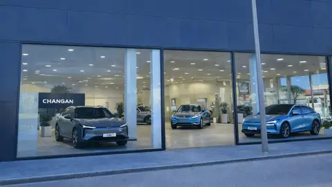 Himasa incorpora la marca CHANGAN a su grupo de automoción en Valencia Himasa incorpora la marca CHANGAN a su grupo de automoción en Valencia