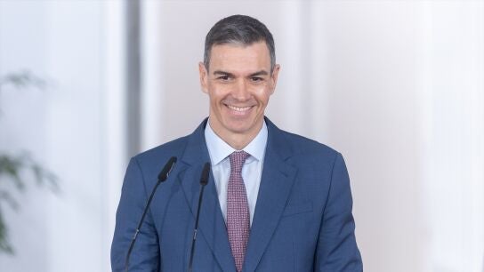 El presidente del Gobierno, Pedro S&aacute;nchez, ofrece una rueda de prensa tras recibir al primer ministro de Grecia